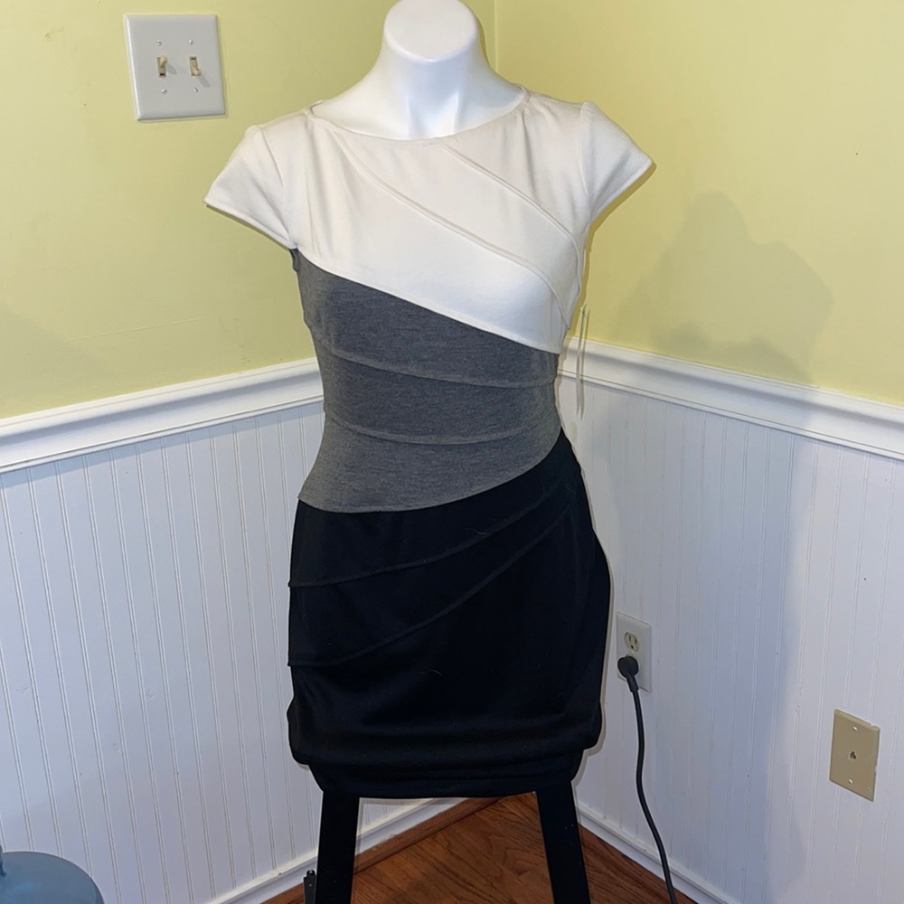 London Times Petite 10P ladies tri color sheath dress NWT